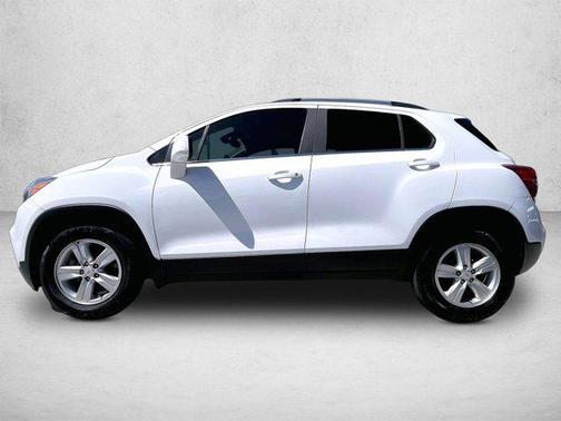 Summit White 2020 Chevrolet Trax LT