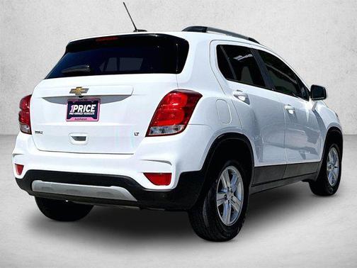 Summit White 2020 Chevrolet Trax LT