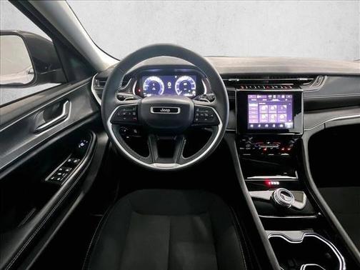 Velvet Red Pearlcoat 2023 Jeep Grand Cherokee Laredo