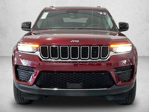 Velvet Red Pearlcoat 2023 Jeep Grand Cherokee Laredo