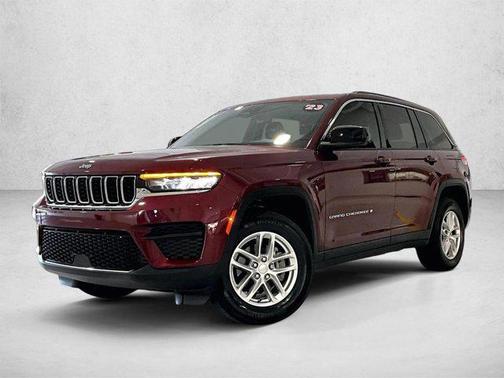 Velvet Red Pearlcoat 2023 Jeep Grand Cherokee Laredo