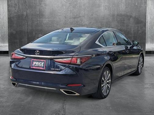 2021 Lexus ES 350 Base