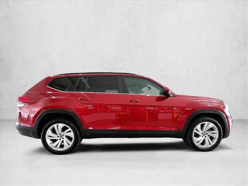 Red 2022 Volkswagen Atlas 3.6L SE w/Technology