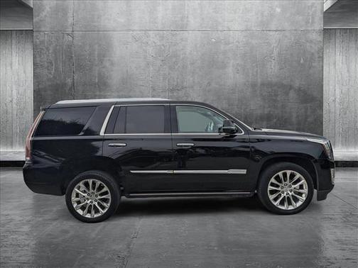 2020 Cadillac Escalade Premium Luxury