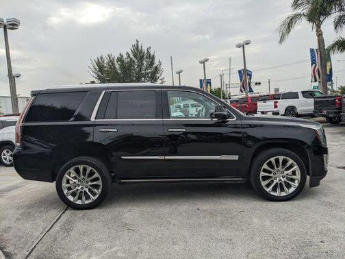 2020 Cadillac Escalade Premium Luxury