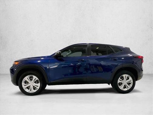 Blue Glow Metallic 2024 Chevrolet Trax LS