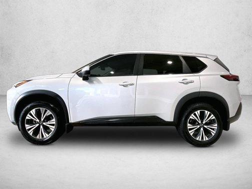 Brilliant Silver Metallic 2022 Nissan Rogue SV