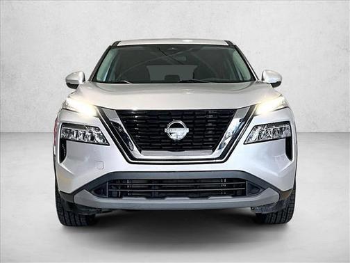 Brilliant Silver Metallic 2022 Nissan Rogue SV