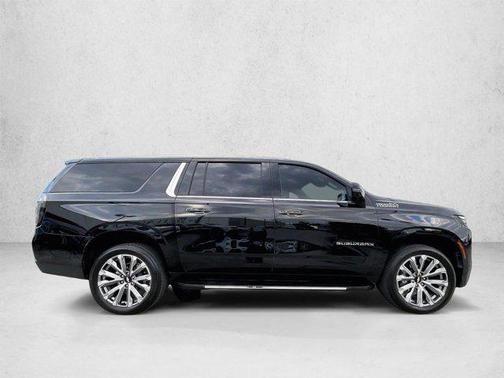 Black 2025 Chevrolet Suburban 2WD High Country
