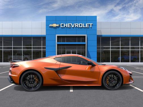 Sebring Orange Tintcoat 2026 Chevrolet Corvette Z06