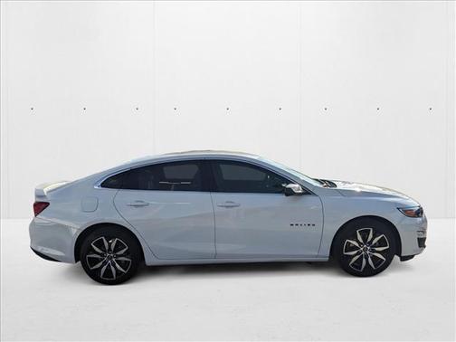 2022 Chevrolet Malibu FWD RS