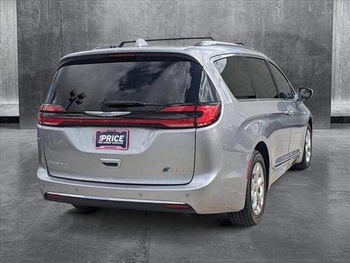2021 Chrysler Pacifica Hybrid Limited