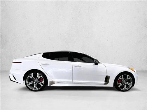 Snow White Pearl 2018 Kia Stinger GT1