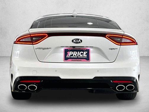 Snow White Pearl 2018 Kia Stinger GT1
