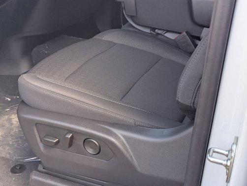 2025 Chevrolet Silverado 3500 LT