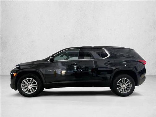 Mosaic Black Metallic 2023 Chevrolet Traverse LT Leather