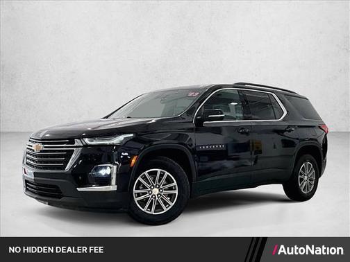Mosaic Black Metallic 2023 Chevrolet Traverse LT Leather