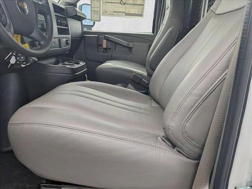 2025 Chevrolet Express 2500 RWD 2500 Regular Wheelbase WT