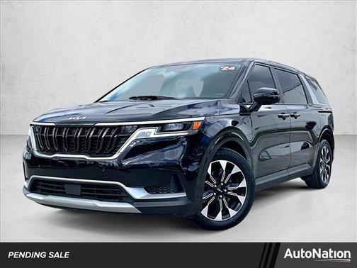 2024 Kia Carnival EX