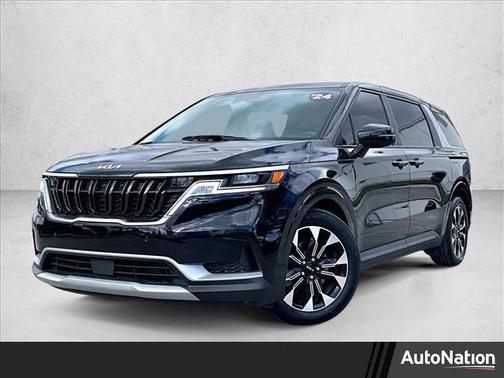 2024 Kia Carnival EX