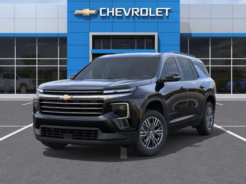 Mosaic Black Metallic 2026 Chevrolet Traverse LT