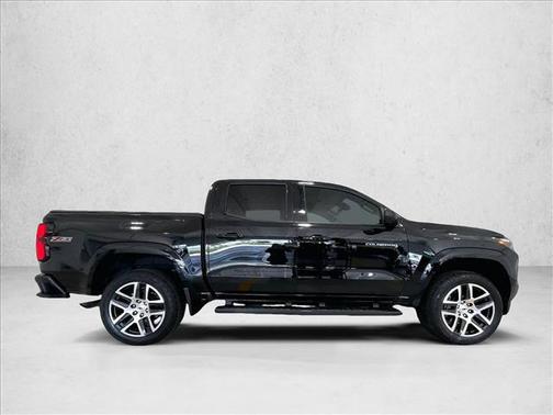 Black 2024 Chevrolet Colorado Z71