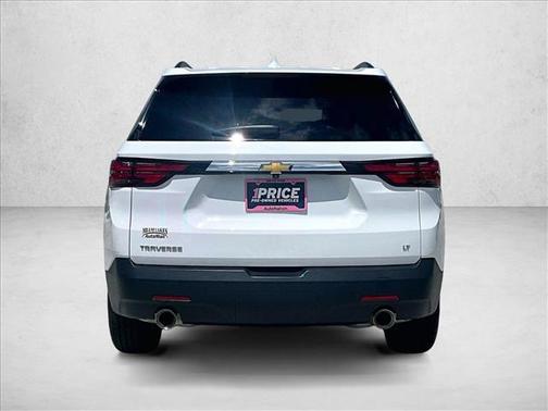 Summit White 2023 Chevrolet Traverse LT Cloth