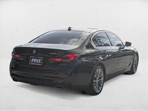 2022 BMW 530 i