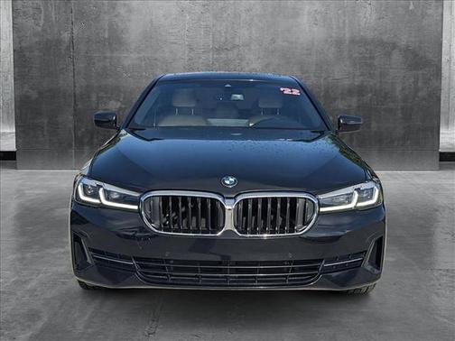2022 BMW 530 i