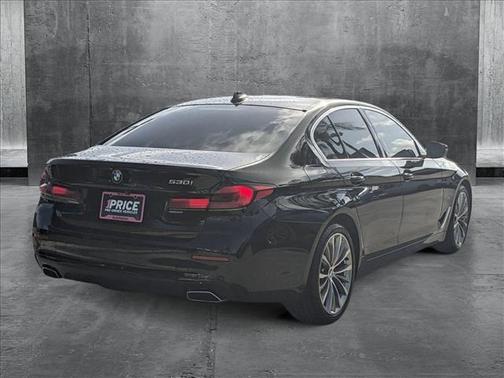 2022 BMW 530 i