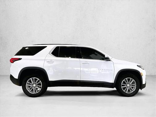 Summit White 2023 Chevrolet Traverse LT Leather