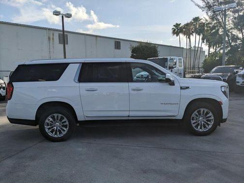 2021 GMC Yukon XL SLT