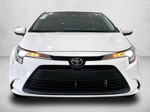 Ice Cap 2024 Toyota Corolla LE