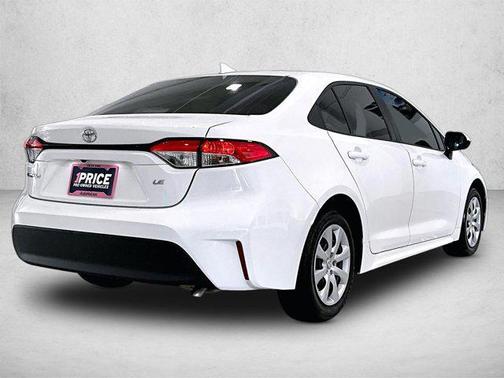 Ice Cap 2024 Toyota Corolla LE