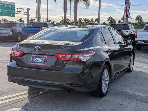 2018 Toyota Camry LE