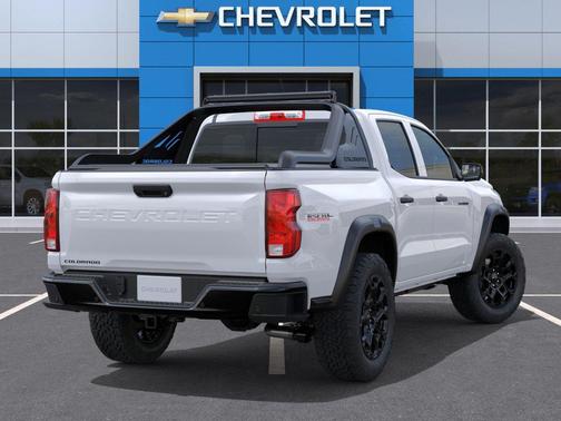 Summit White 2026 Chevrolet Colorado Trail Boss