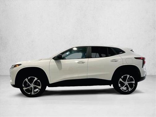 Summit White 2024 Chevrolet Trax FWD 1RS