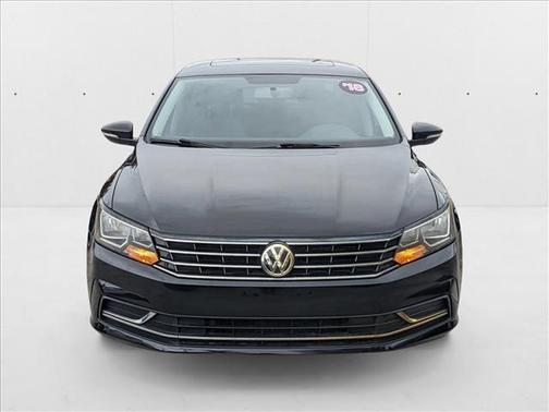 2018 Volkswagen Passat 2.0T SE