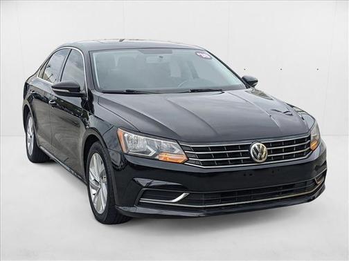 2018 Volkswagen Passat 2.0T SE