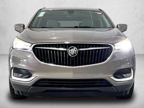 Pepperdust Metallic 2018 Buick Enclave Essence