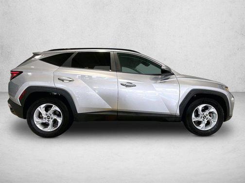 Shimmering Silver 2022 Hyundai TUCSON SEL