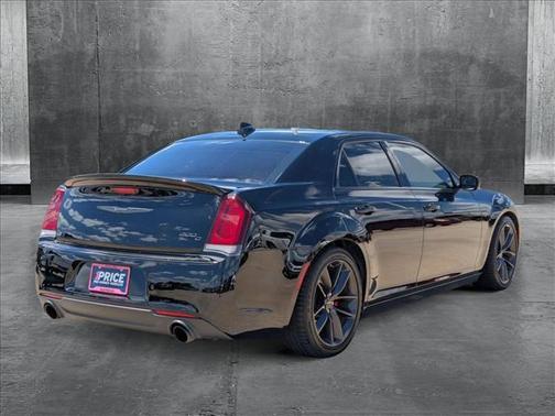 2023 Chrysler 300 C