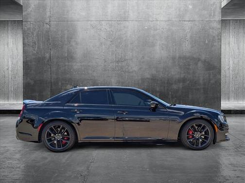 2023 Chrysler 300 C