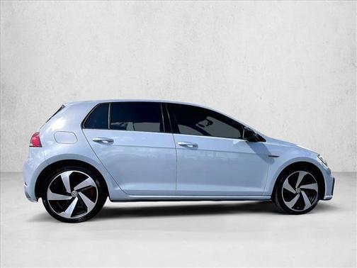 2020 Volkswagen Golf GTI 2.0T SE DSG