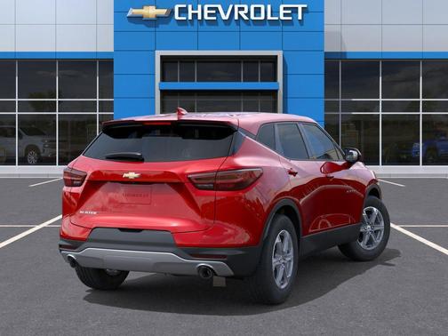 Radiant Red Tintcoat 2026 Chevrolet Blazer 2LT