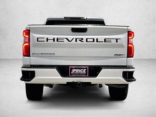 Summit White 2022 Chevrolet Silverado 1500 RST