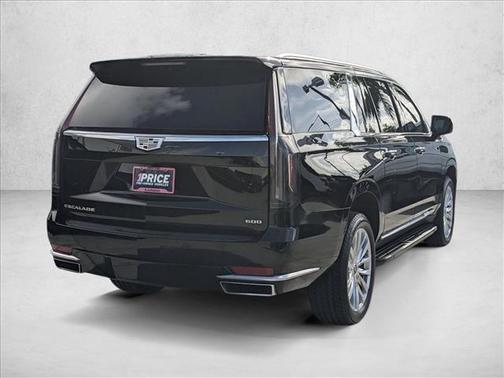 2023 Cadillac Escalade ESV Luxury
