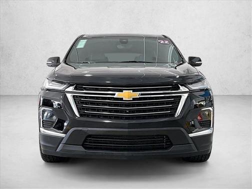 Mosaic Black Metallic 2022 Chevrolet Traverse LT Leather