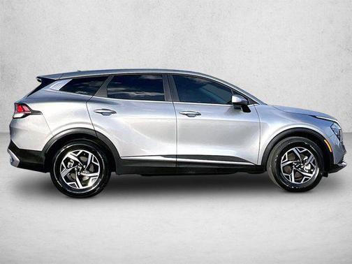 Steel Gray 2024 Kia Sportage LX