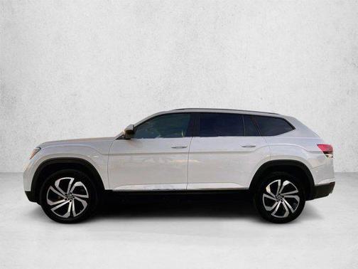 White 2022 Volkswagen Atlas 3.6L SEL